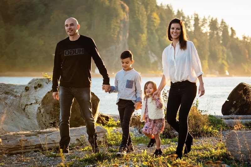 Family Photography, family of 4 walking by the water